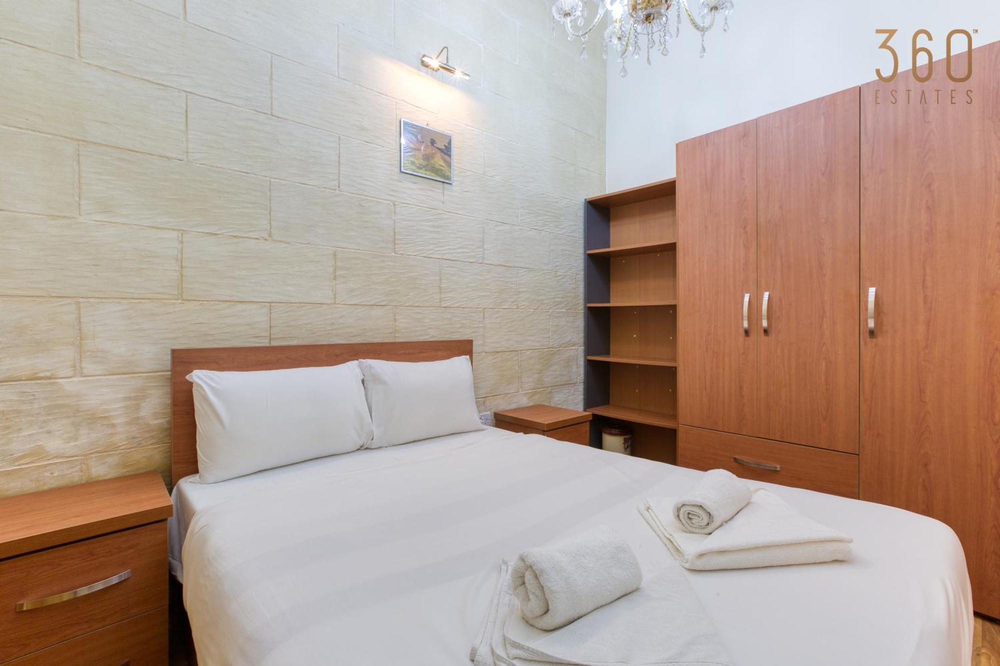 Spacious 4Br Home With Wine Cellar In Zebbug By 360 Estates Extérieur photo