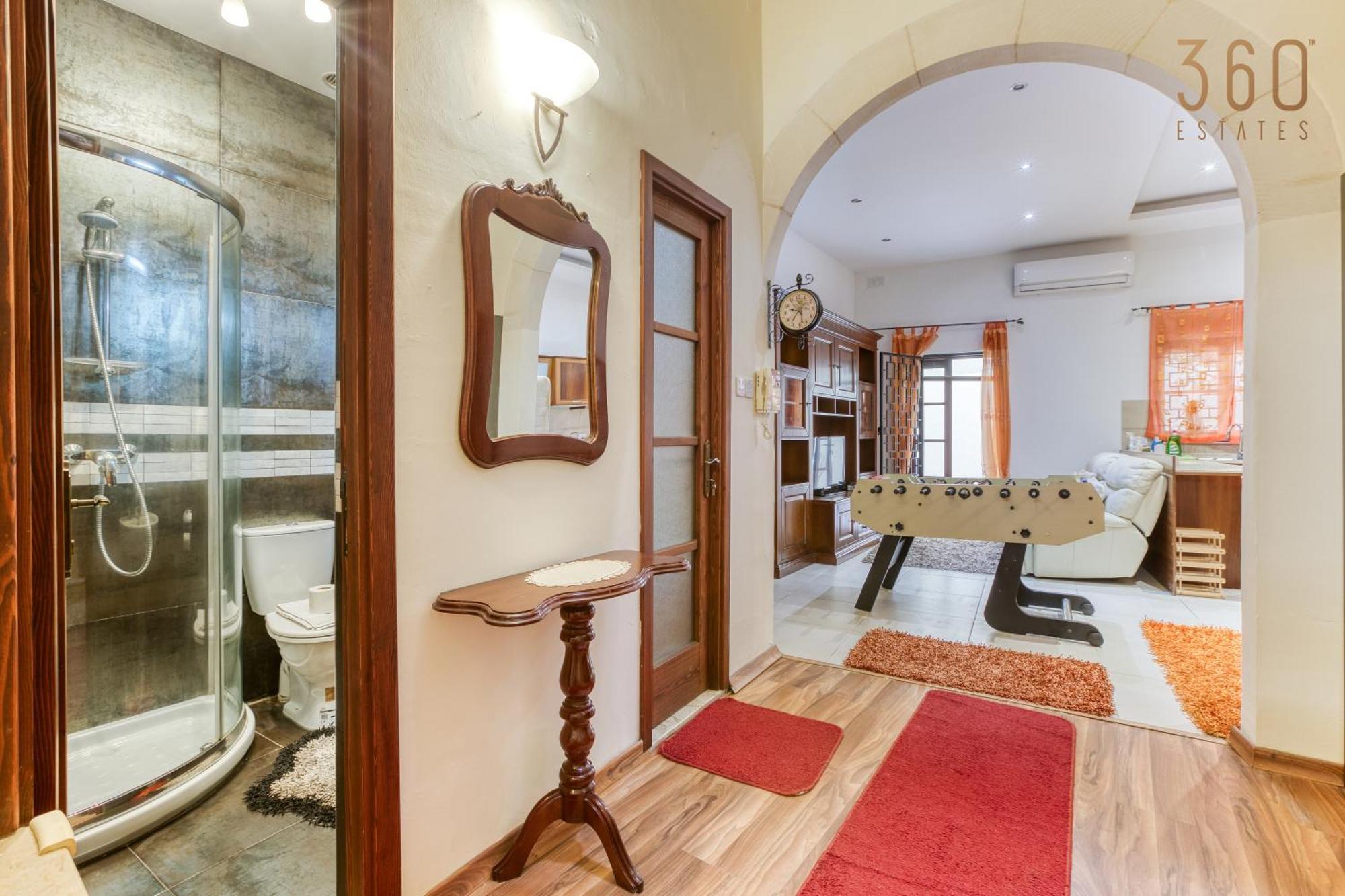 Spacious 4Br Home With Wine Cellar In Zebbug By 360 Estates Extérieur photo